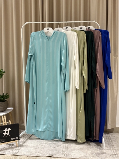 صورة جلابية نسائية على الذوق المغربي 