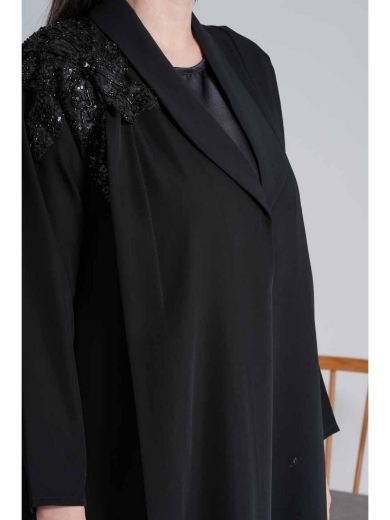 Picture of The Embroidered Shoulder Statement Abaya