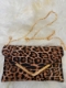 Picture of Leopard flat bag