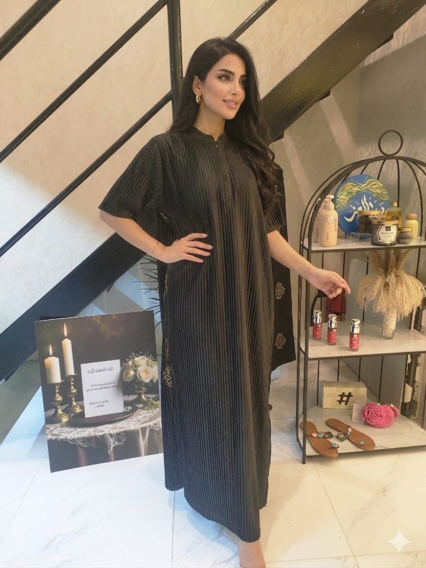 صورة Pleated long dress