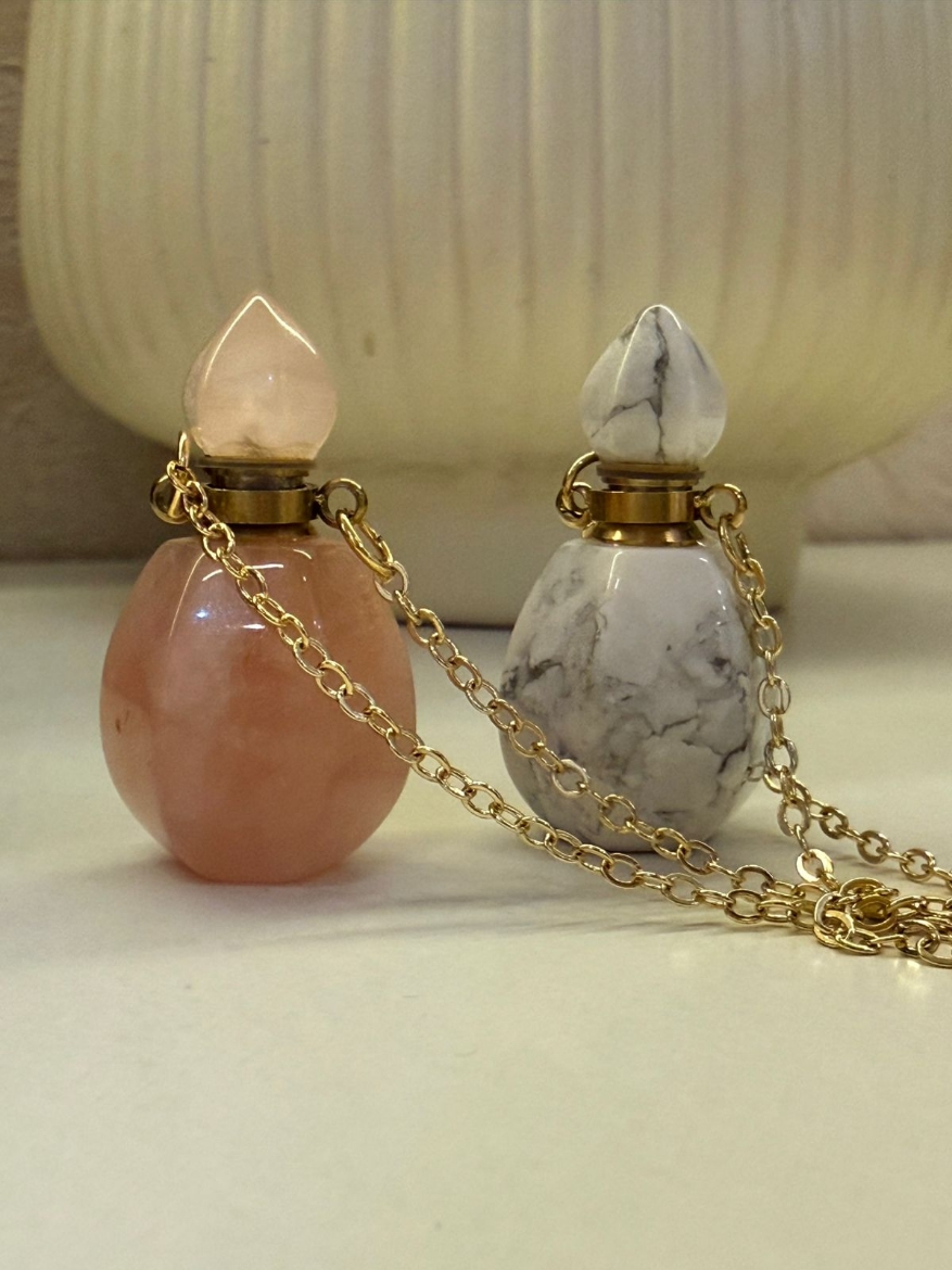 صورة Oil necklace